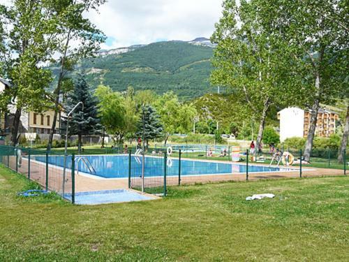 Apartamento Modesto En Las Montanas Del Pirineo Aragones En Alquiler Altruista Economico Villanúa Zewnętrze zdjęcie